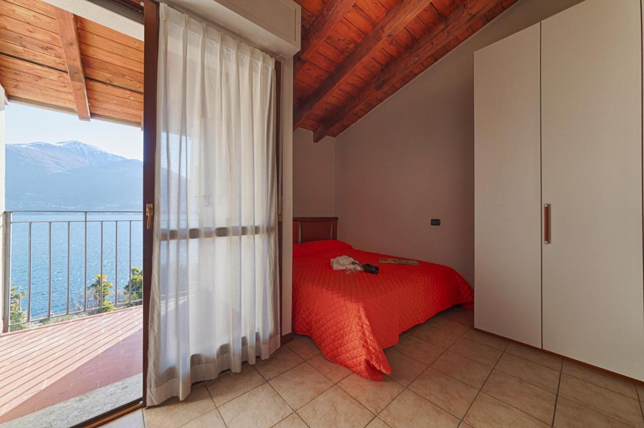 2-Bedroom Lakeview Apartment At The Lake Acquaseria Екстериор снимка